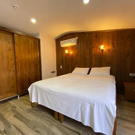 Astroia Butik Otel&bilim Kampi Hotel *