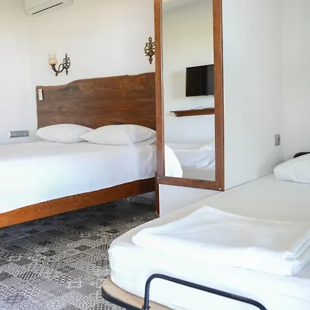 Astroia Butik Otel&bilim Kampi Hotel Lapseki